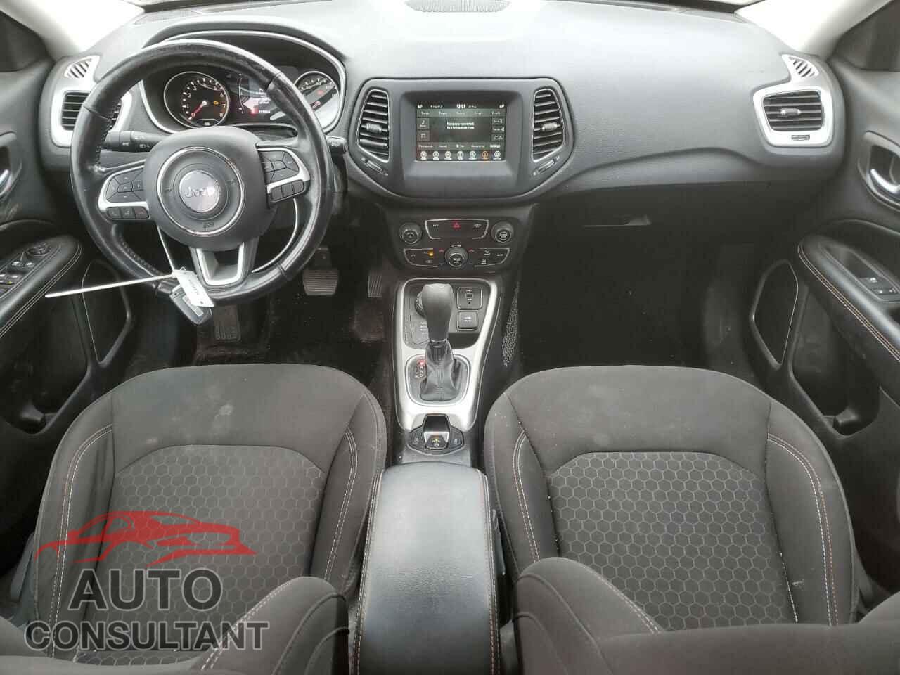 JEEP COMPASS 2020 - 3C4NJDAB2LT137376