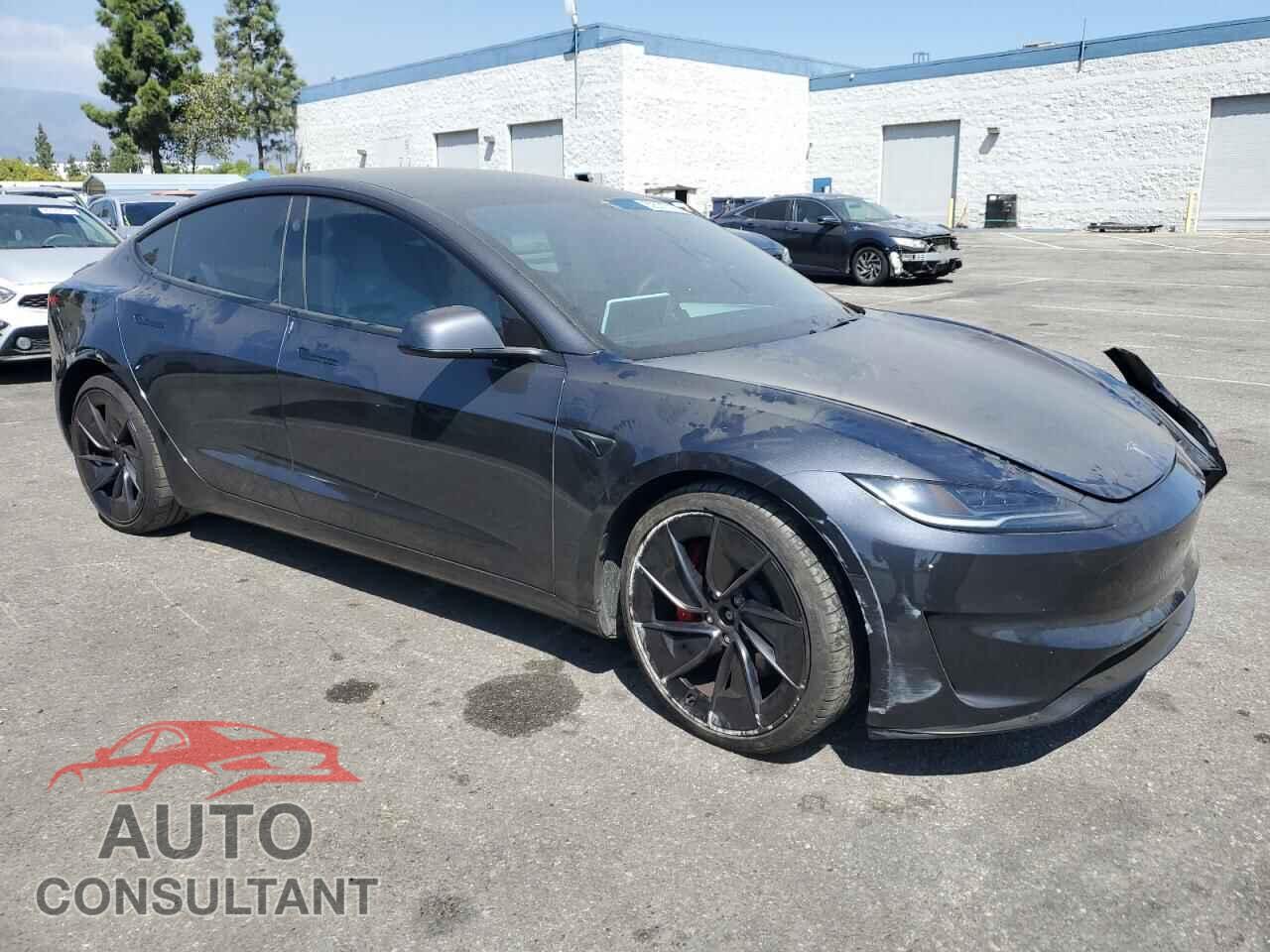 TESLA MODEL 3 2024 - 5YJ3E1ETXRF843645