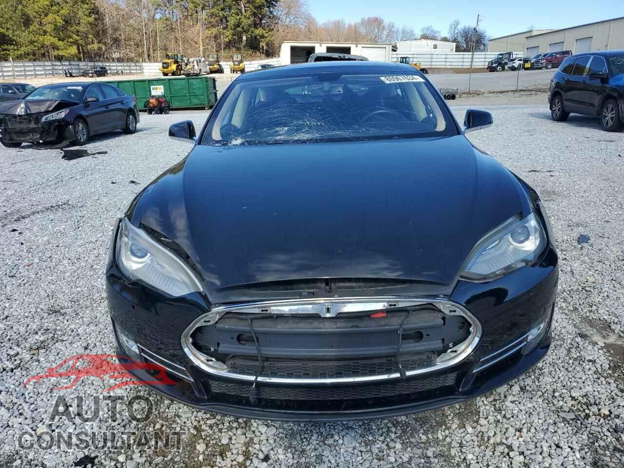 TESLA MODEL S 2014 - 5YJSA1S14EFP28592