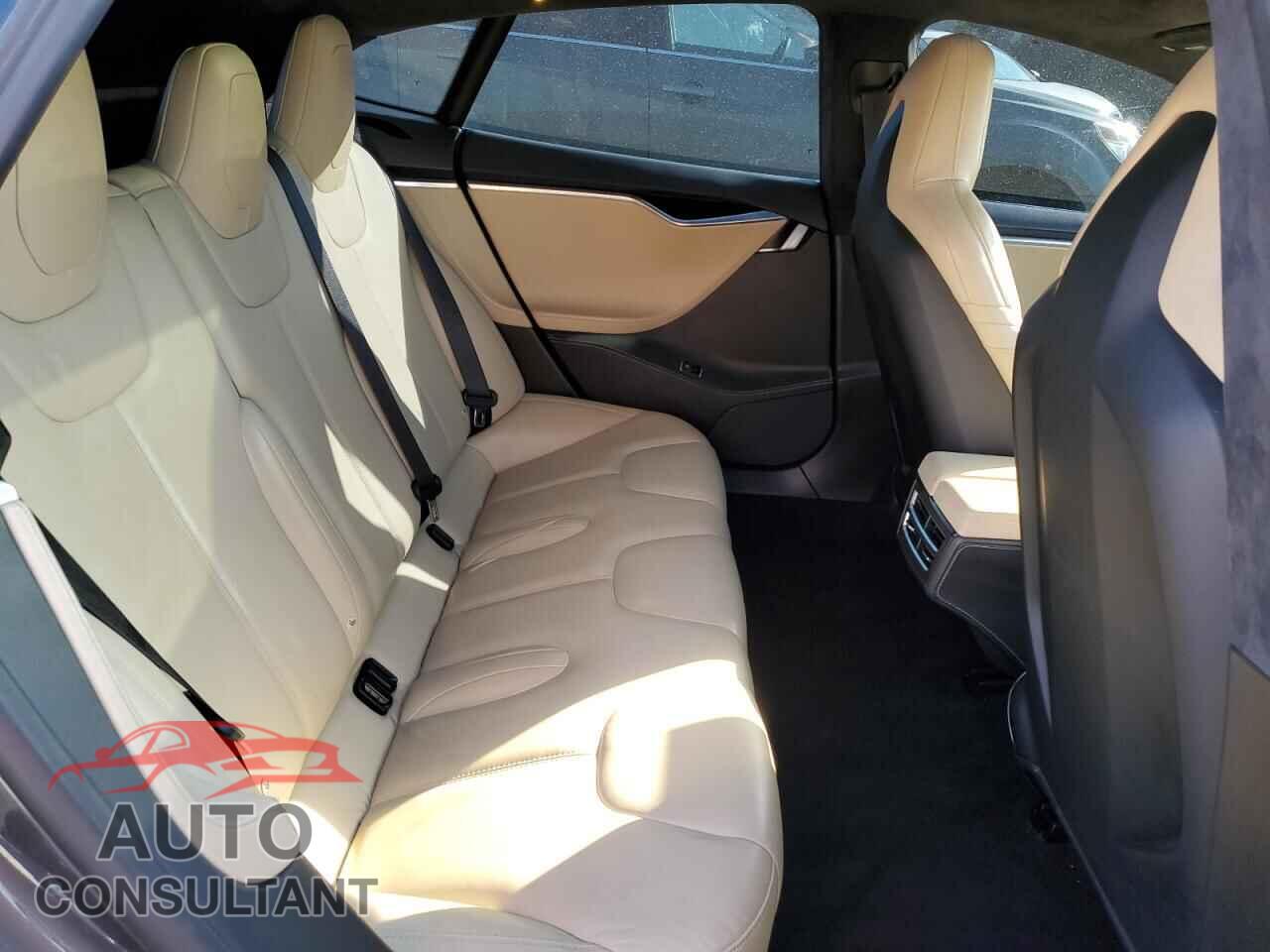 TESLA MODEL S 2015 - 5YJSA1S21FF088318