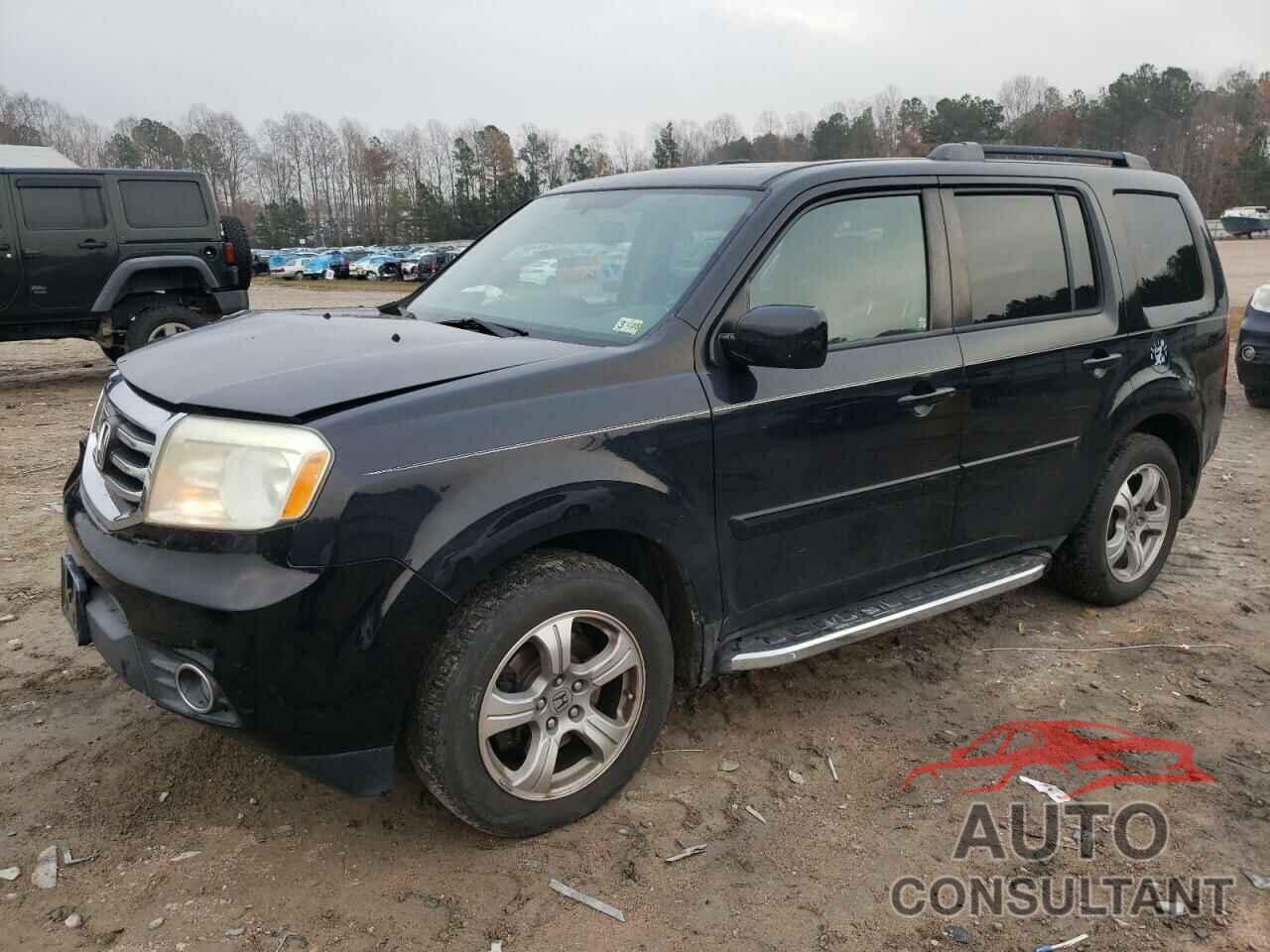 HONDA PILOT 2013 - 5FNYF4H56DB025369