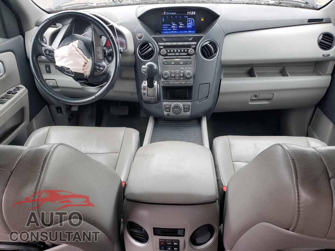 HONDA PILOT 2015 - 5FNYF4H64FB015497