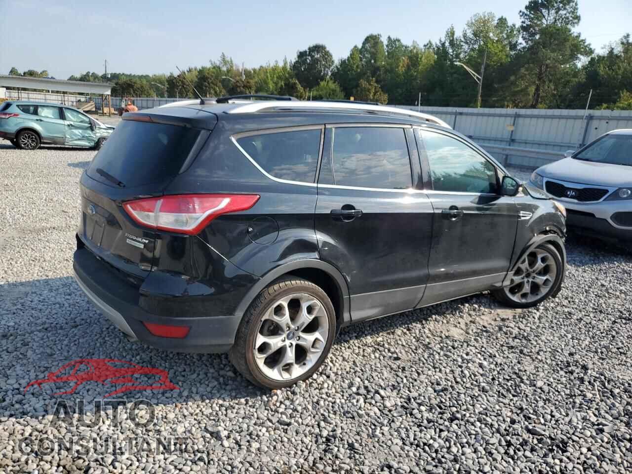FORD ESCAPE 2013 - 1FMCU0J90DUB22740