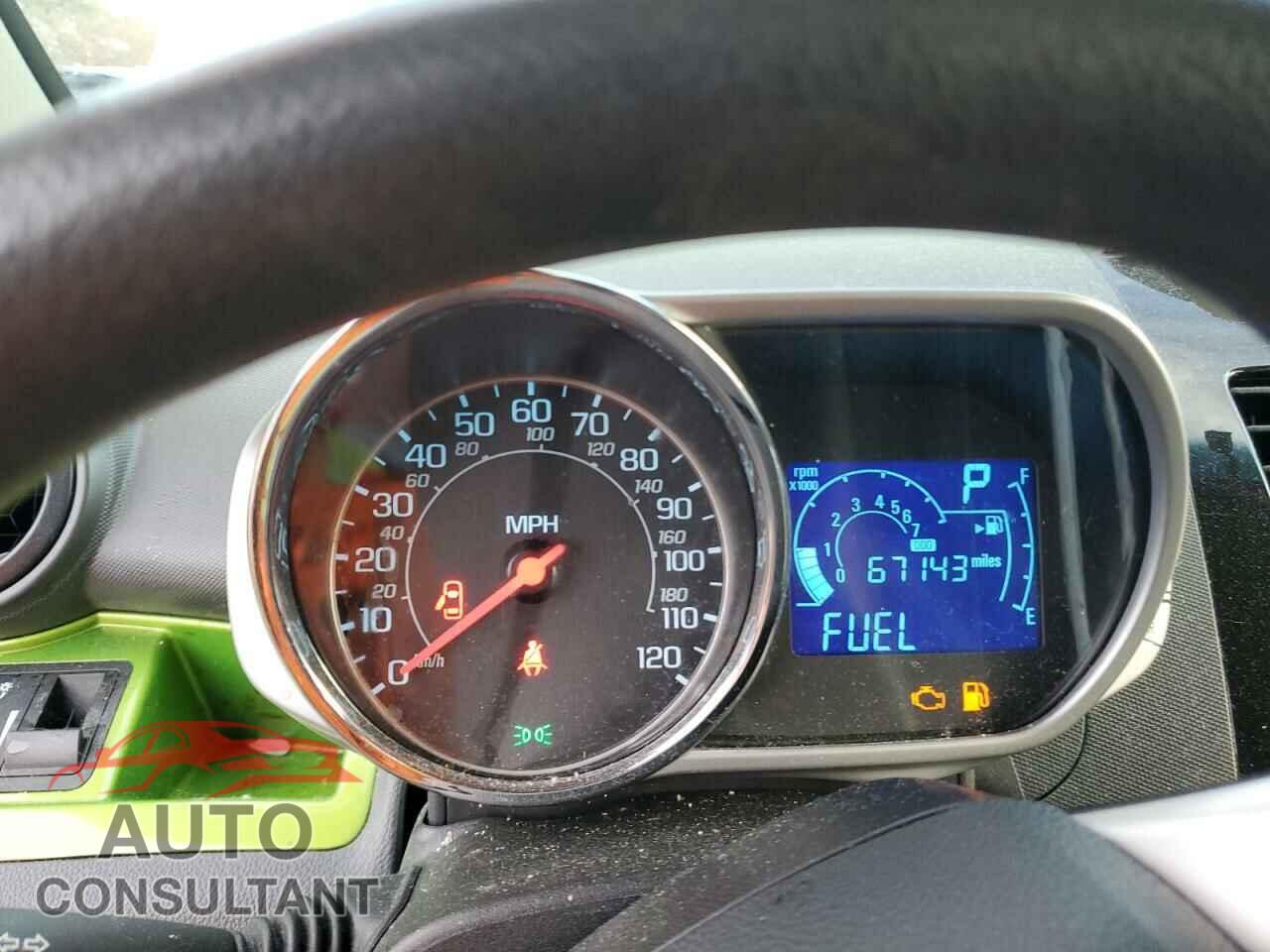 CHEVROLET SPARK 2015 - KL8CD6S95FC708874
