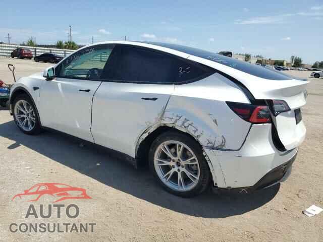 TESLA MODEL Y 2021 - 5YJYGDED3MF116432