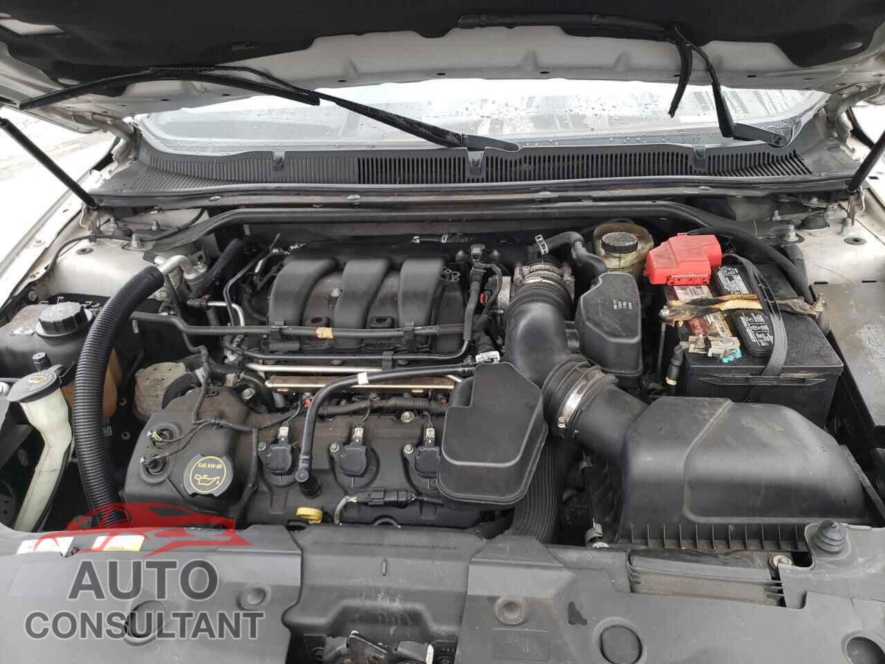 FORD TAURUS 2017 - 1FAHP2F88HG102288