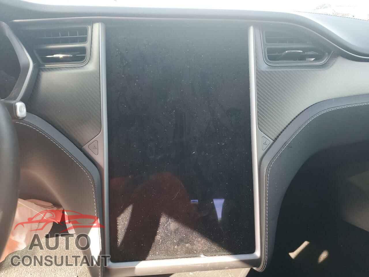 TESLA MODEL S 2018 - 5YJSA1E47JF293194