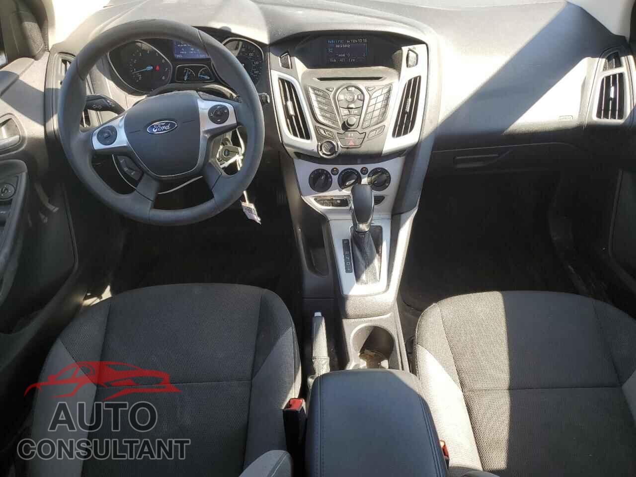 FORD FOCUS 2014 - 1FADP3K22EL174385