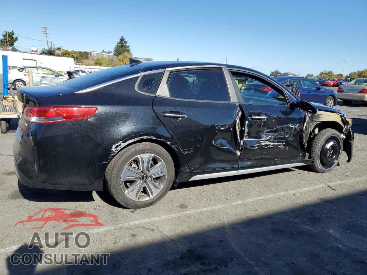 KIA OPTIMA 2017 - KNAGU4LC2H5005227