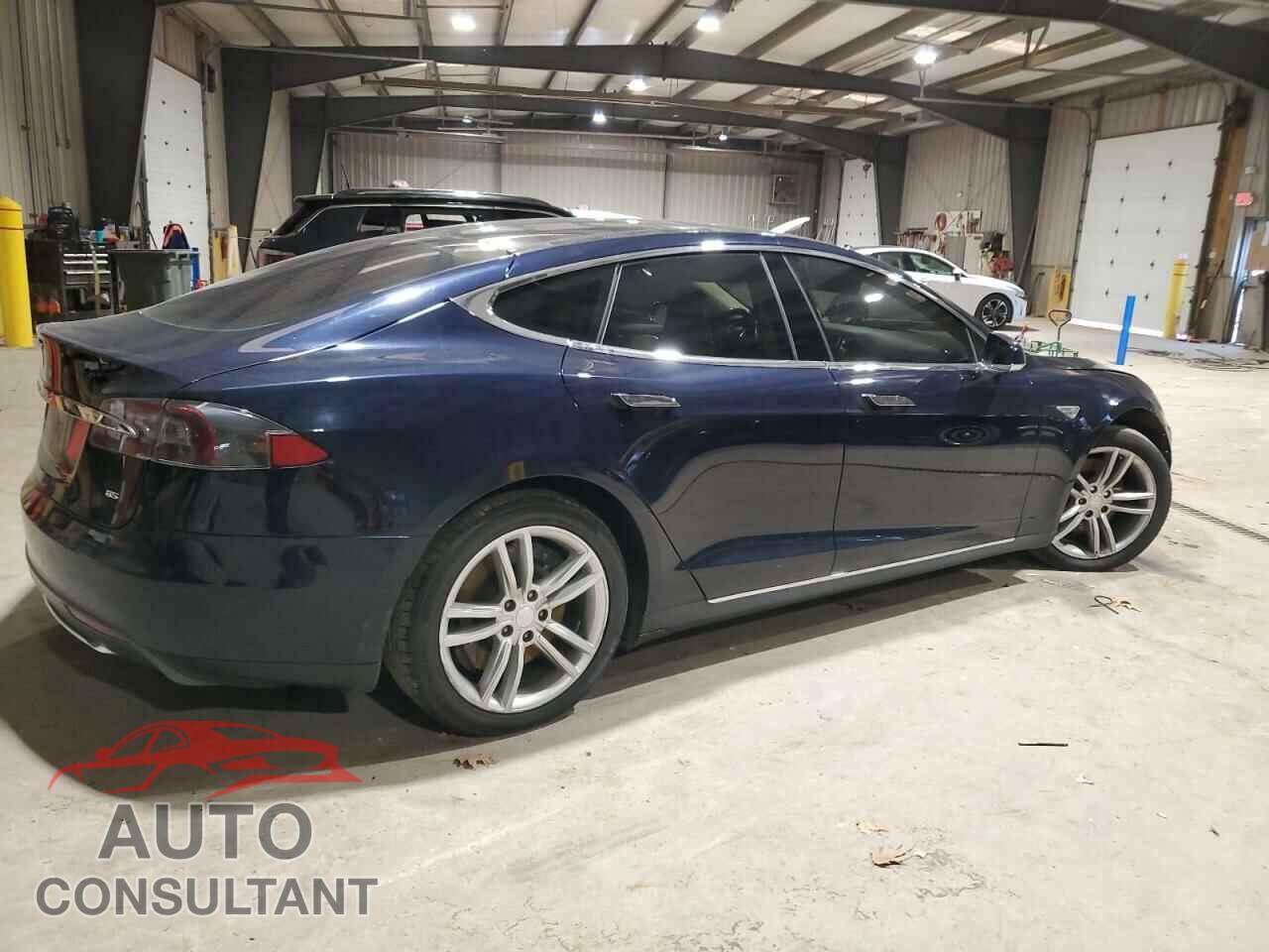 TESLA MODEL S 2013 - 5YJSA1CN7DFP19594