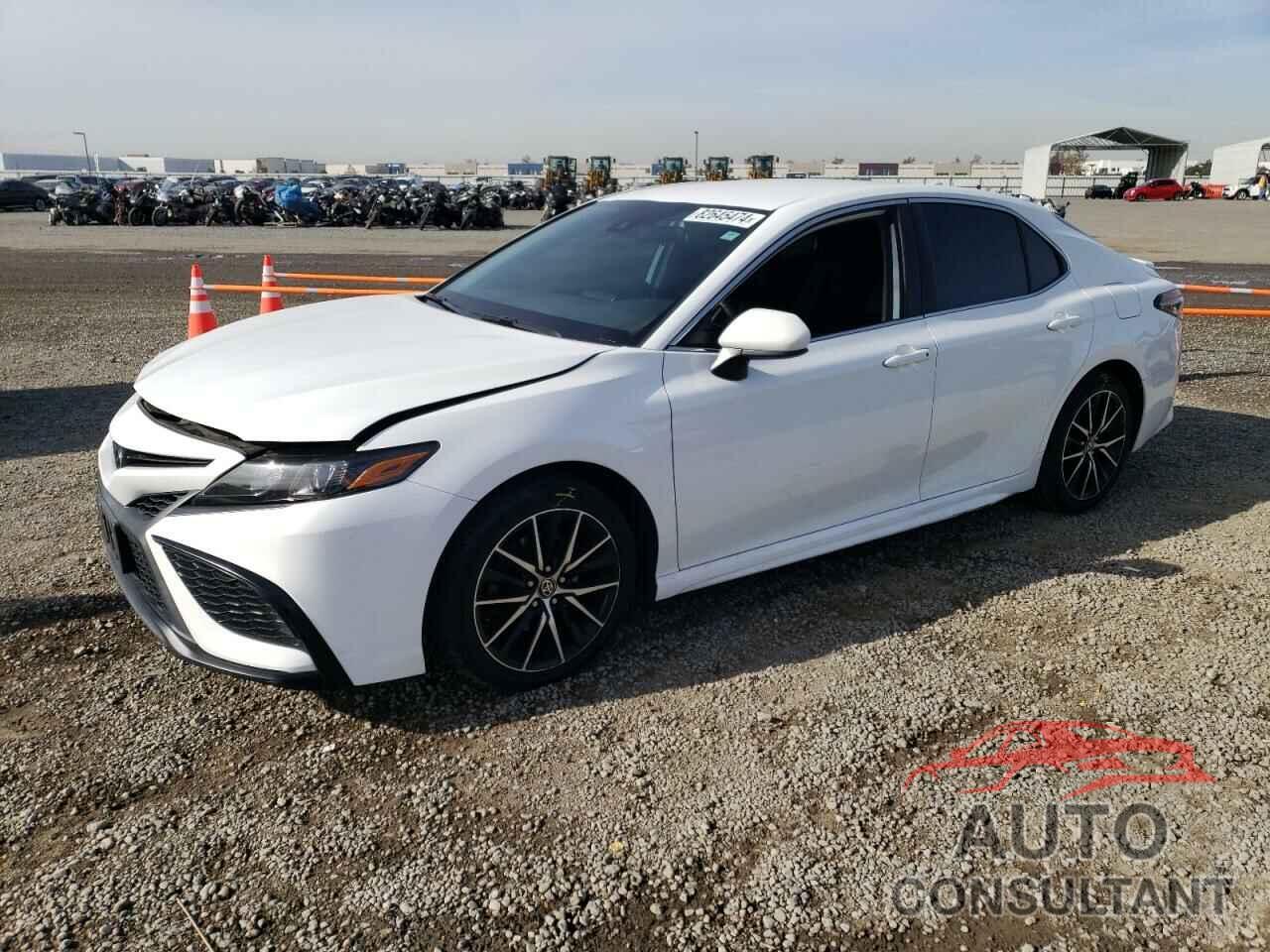 TOYOTA CAMRY 2021 - 4T1G11AK3MU422663