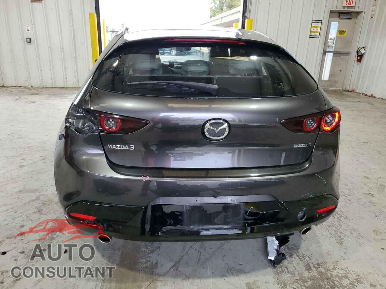 MAZDA 3 2021 - JM1BPALL2M1404210