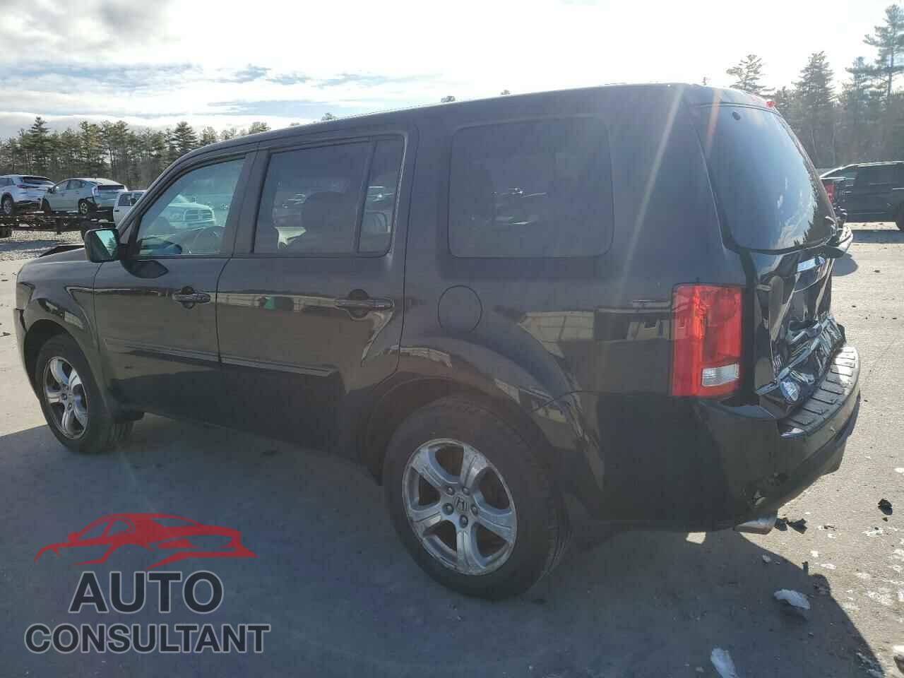 HONDA PILOT 2015 - 5FNYF4H43FB043158