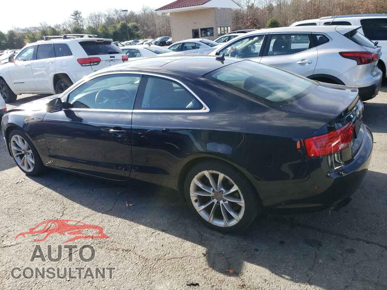 AUDI A5 2013 - WAULFAFR4DA001138