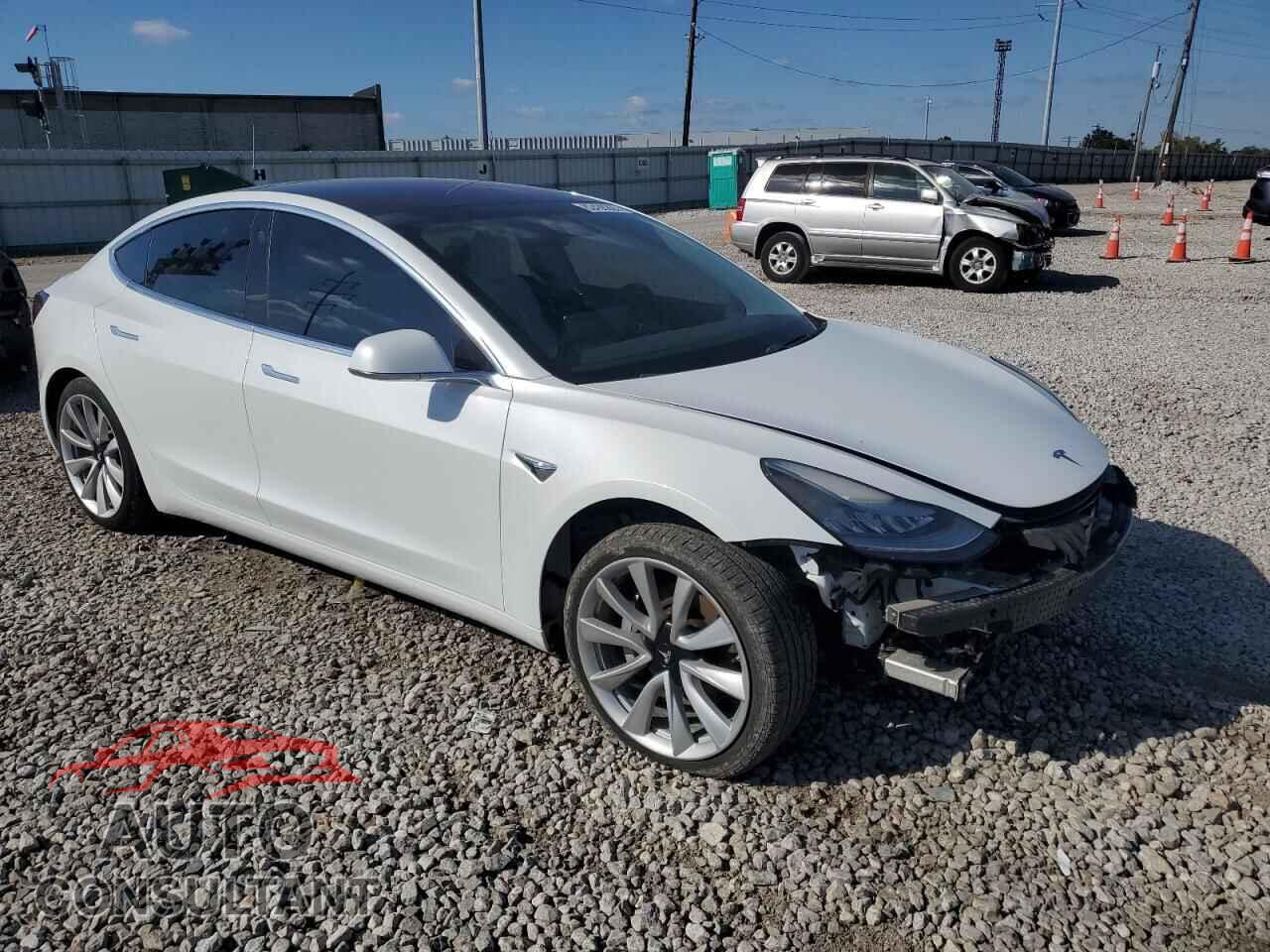 TESLA MODEL 3 2018 - 5YJ3E1EB3JF101289