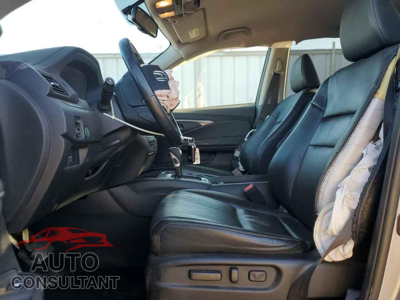 HONDA RIDGELINE 2017 - 5FPYK2F63HB002379