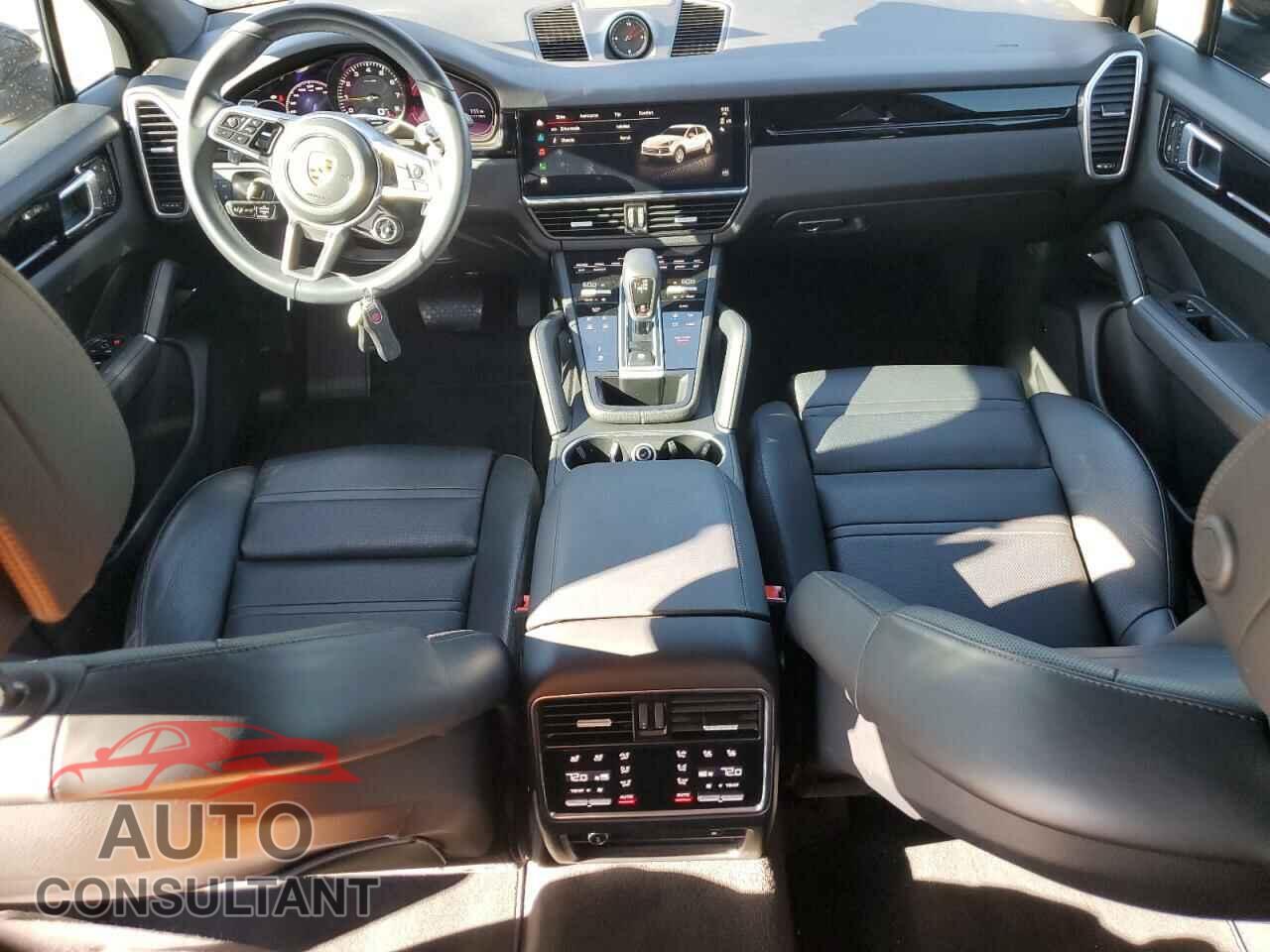 PORSCHE CAYENNE 2023 - WP1AE2AY7PDA12248