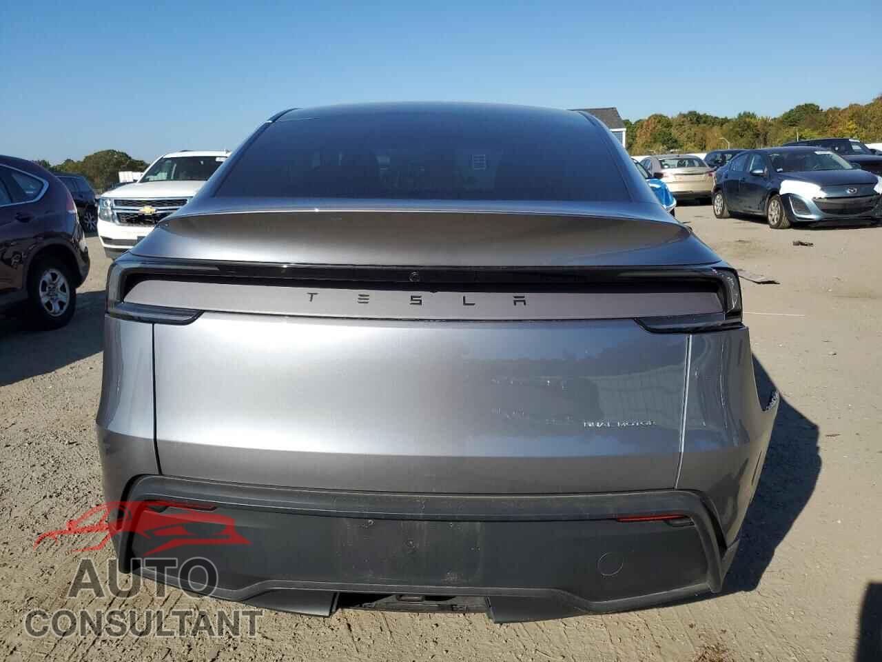 TESLA MODEL Y 2026 - 7SAYGDEE8TA385775