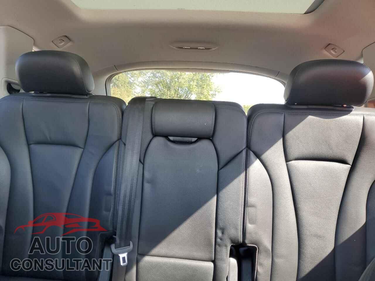 AUDI Q7 2017 - WA1LAAF72HD042723