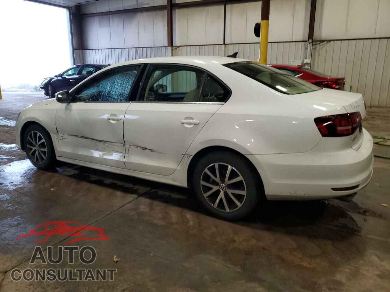 VOLKSWAGEN JETTA 2017 - 3VWDB7AJ4HM376248