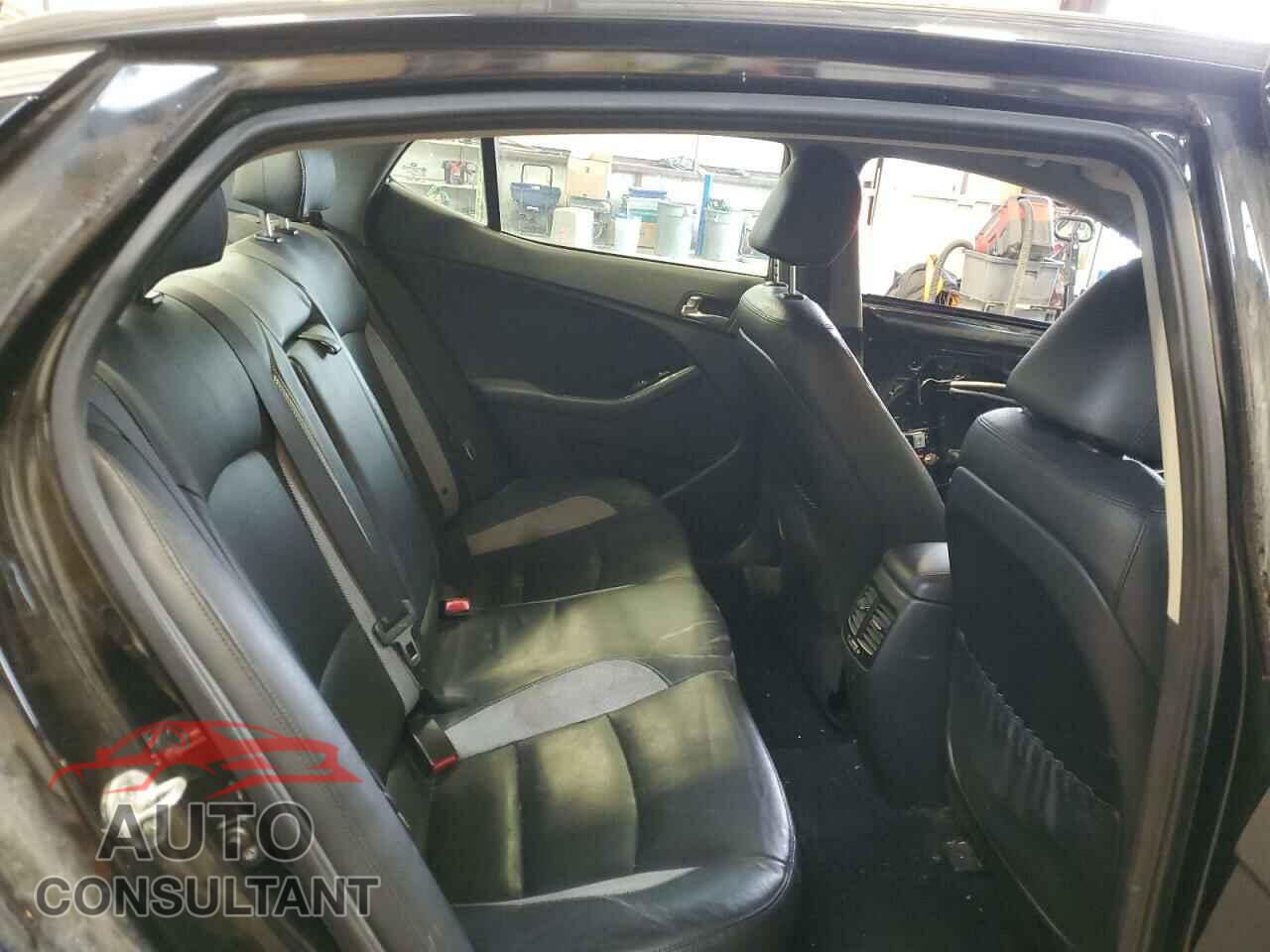 KIA OPTIMA 2014 - KNAGR4A78E5497247