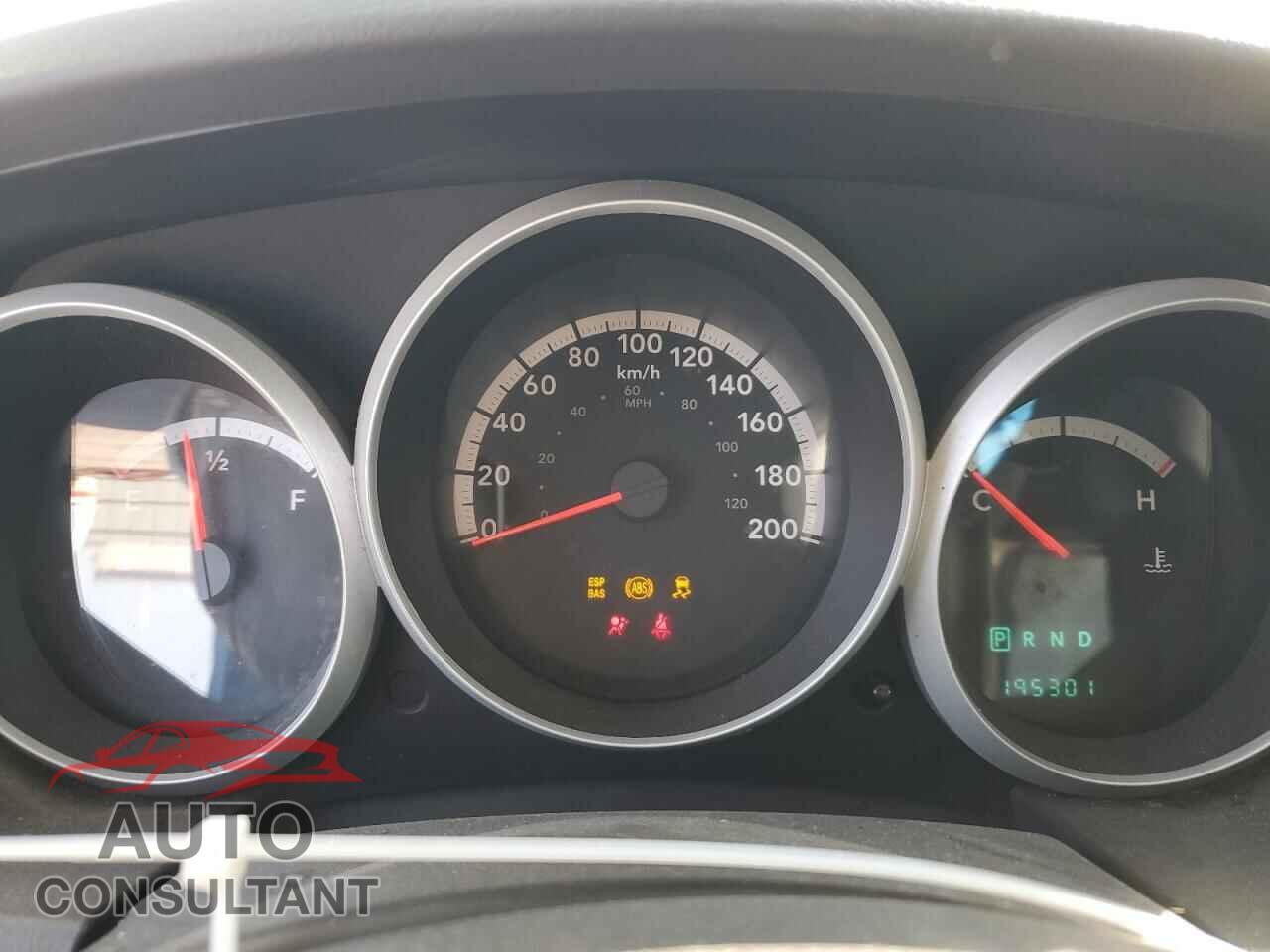 DODGE CARAVAN 2010 - 2D4RN4DE3AR224136