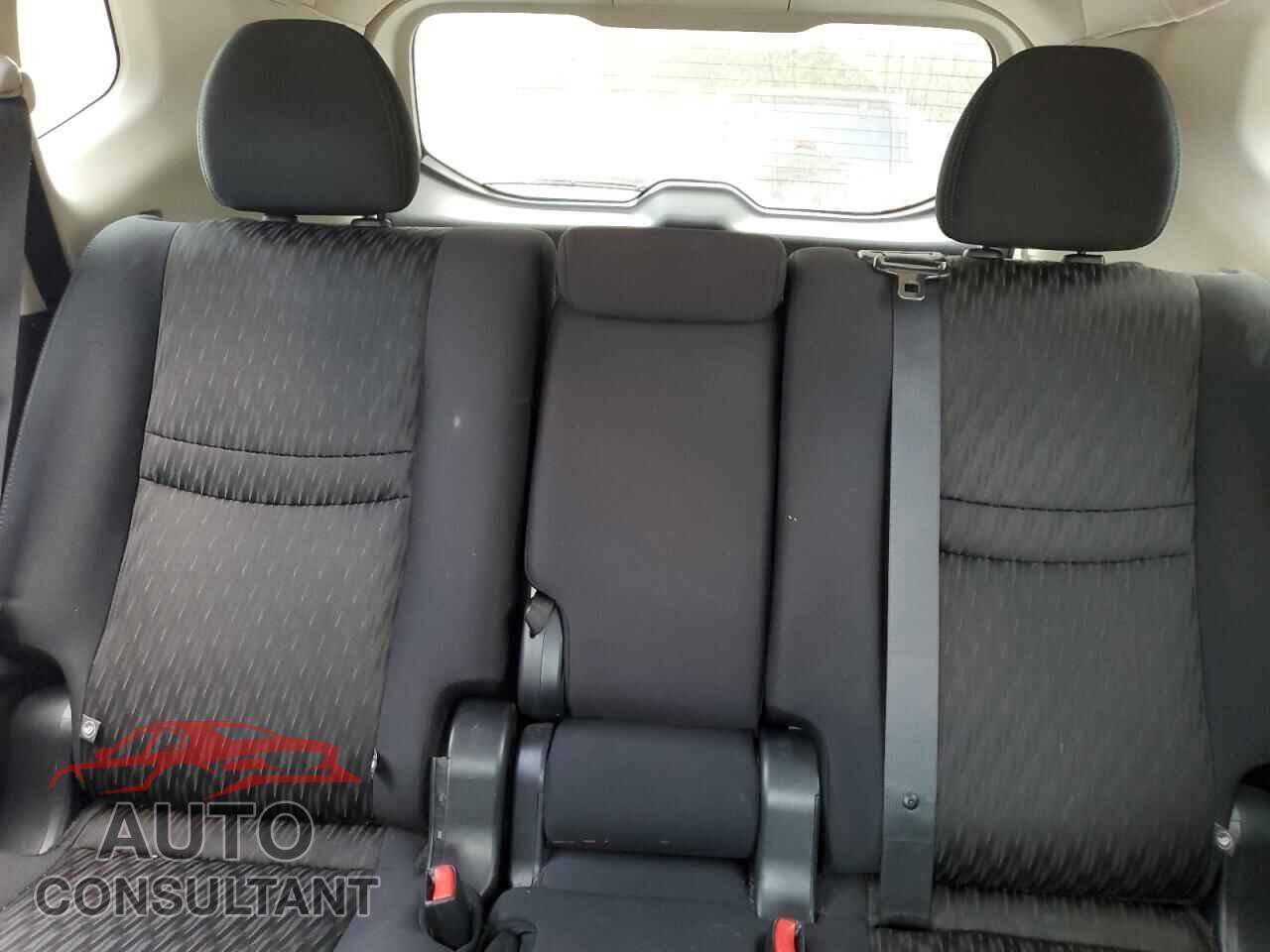 NISSAN ROGUE 2017 - 5N1AT2MV9HC879064