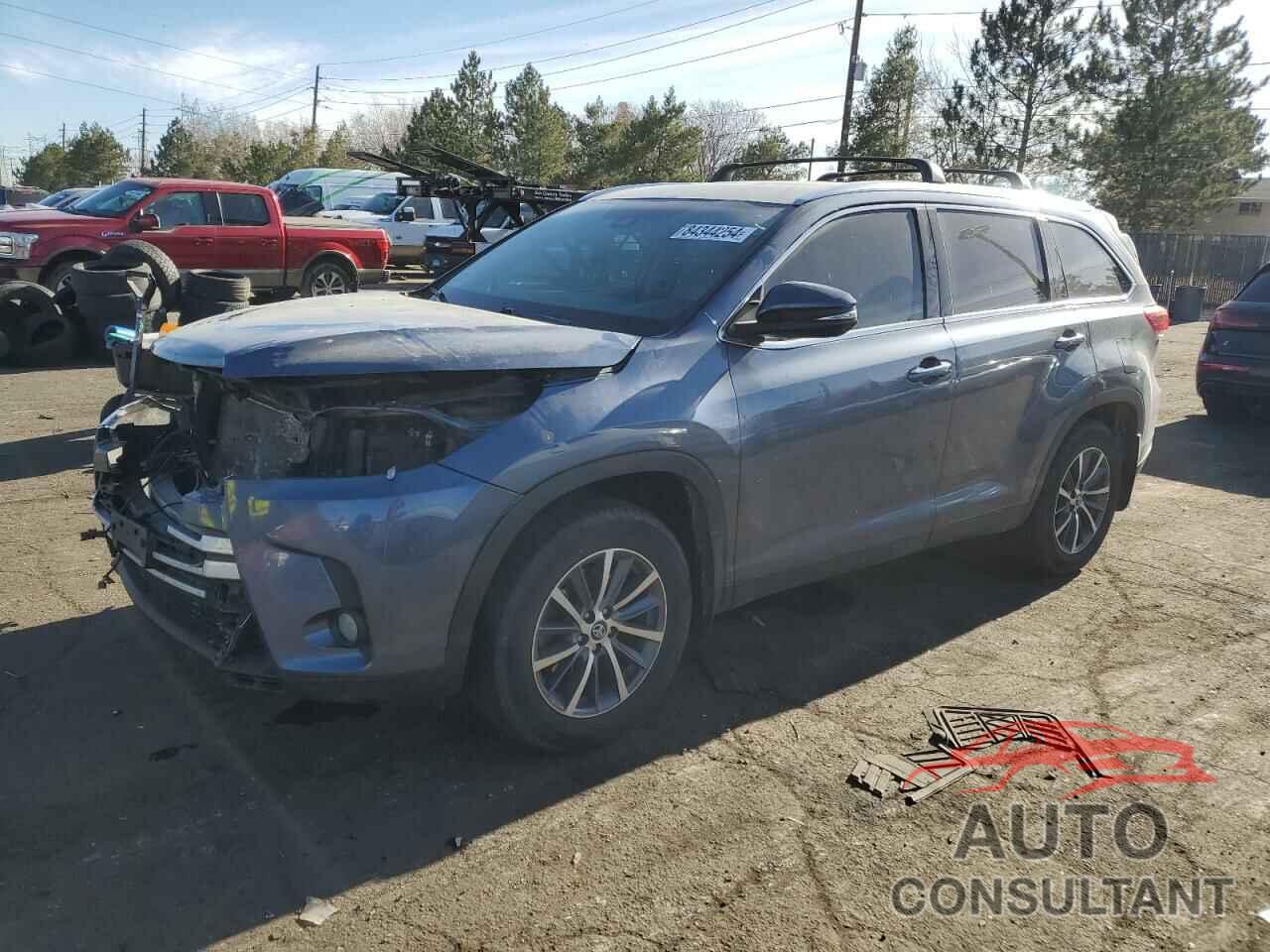TOYOTA HIGHLANDER 2019 - 5TDJZRFH0KS934204