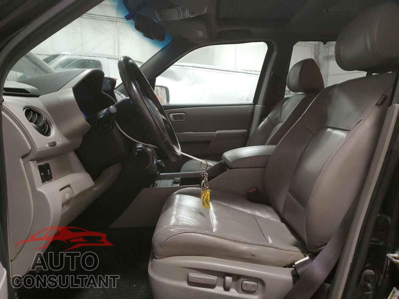 HONDA PILOT 2012 - 5FNYF3H93CB026894