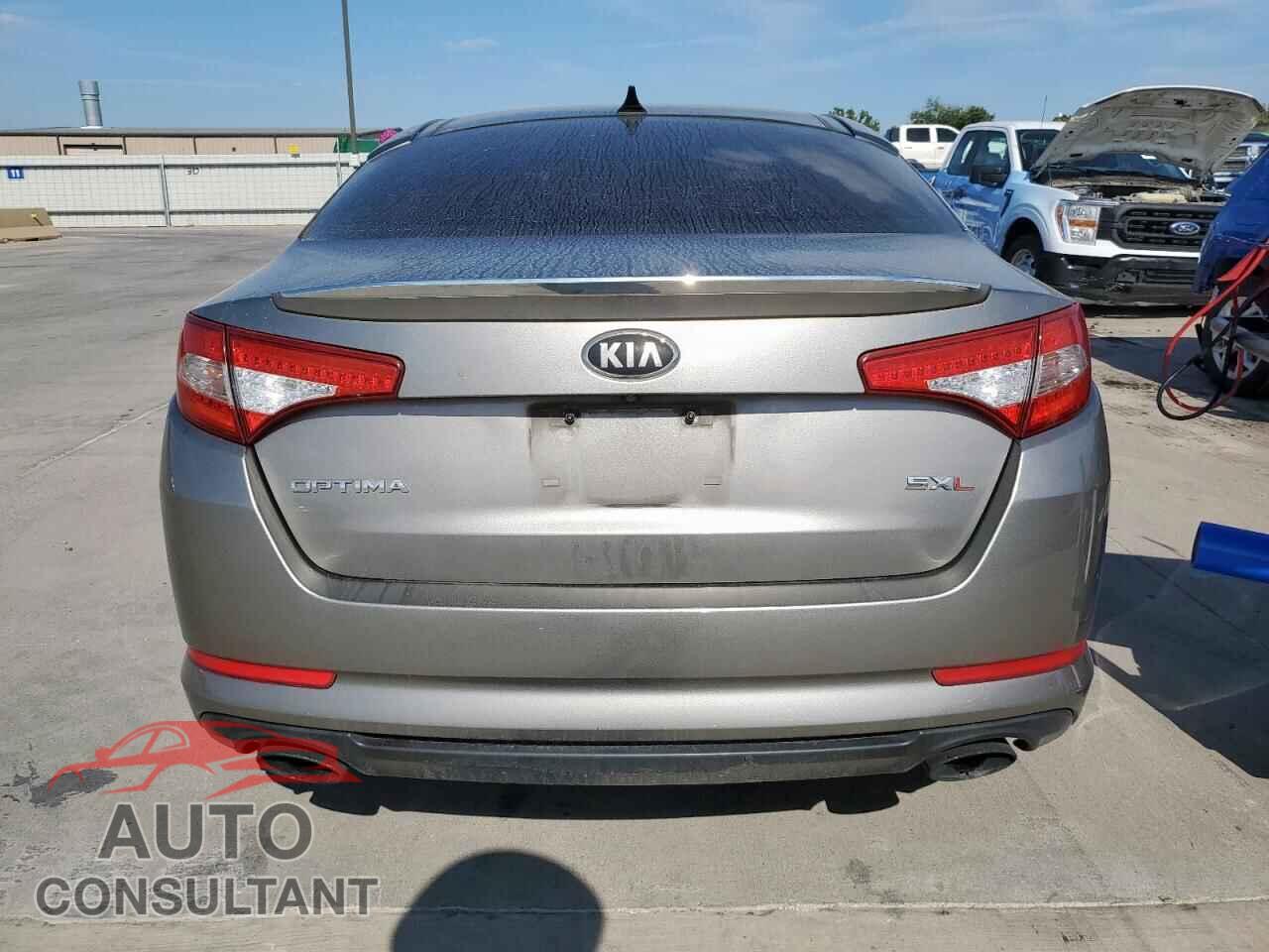 KIA OPTIMA 2013 - 5XXGR4A66DG091701