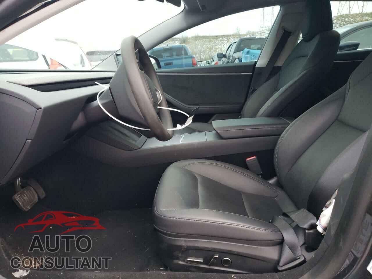 TESLA MODEL 3 2024 - 5YJ3E1EB4RF735979