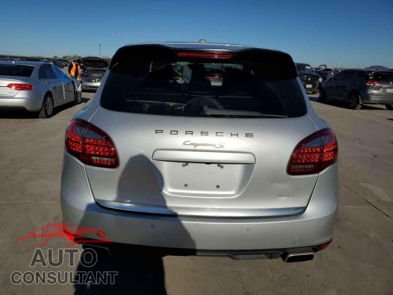 PORSCHE CAYENNE 2011 - WP1AB2A27BLA52302