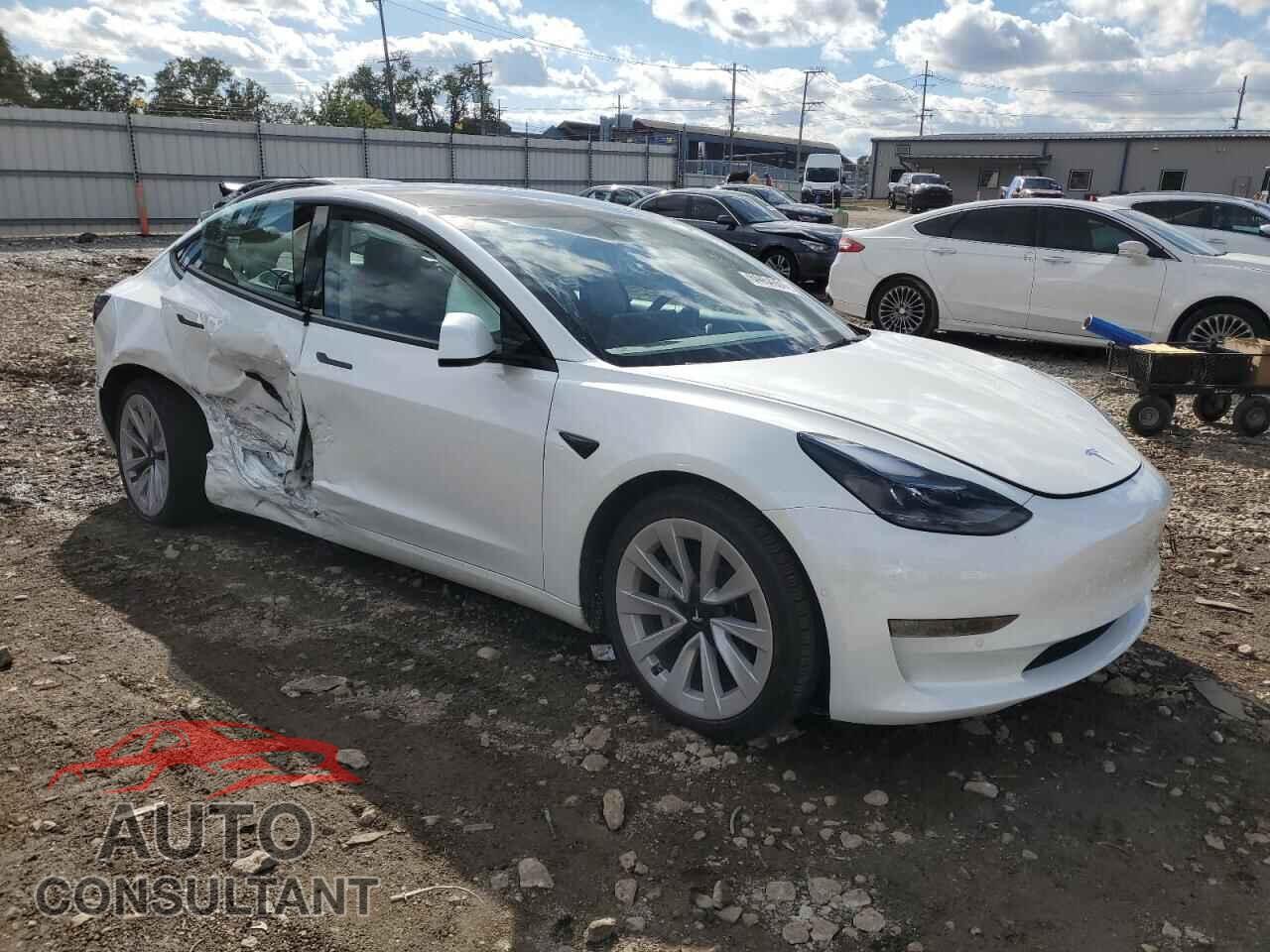 TESLA MODEL 3 2022 - 5YJ3E1EAXNF328458