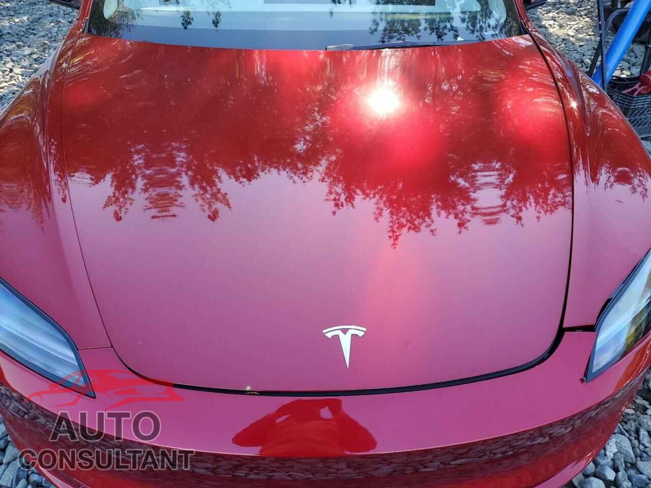 TESLA MODEL 3 2025 - 5YJ3E1EA1SF077017