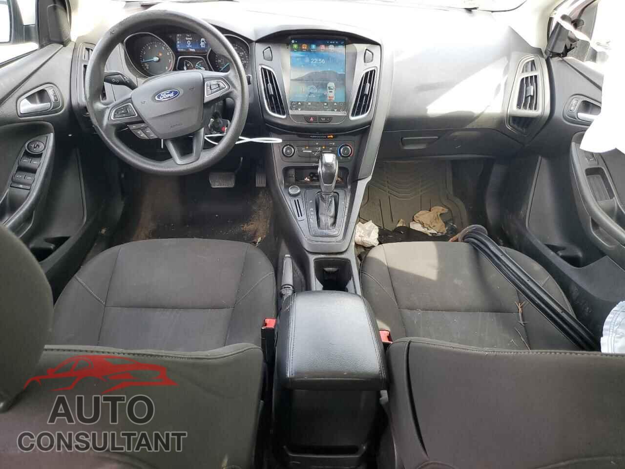 FORD FOCUS 2015 - 1FADP3F24FL281692