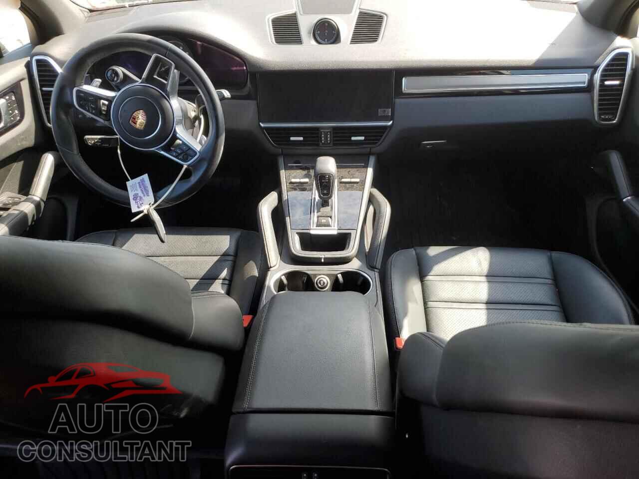 PORSCHE CAYENNE 2023 - WP1AE2AY7PDA12153