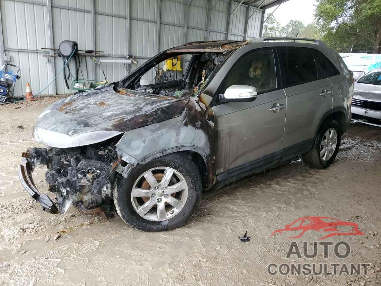 KIA SORENTO 2013 - 5XYKT4A67DG312388