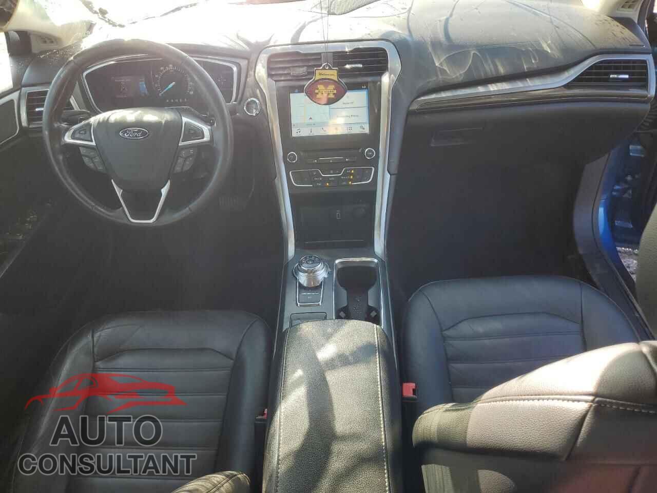 FORD FUSION 2017 - 3FA6P0HD8HR119171