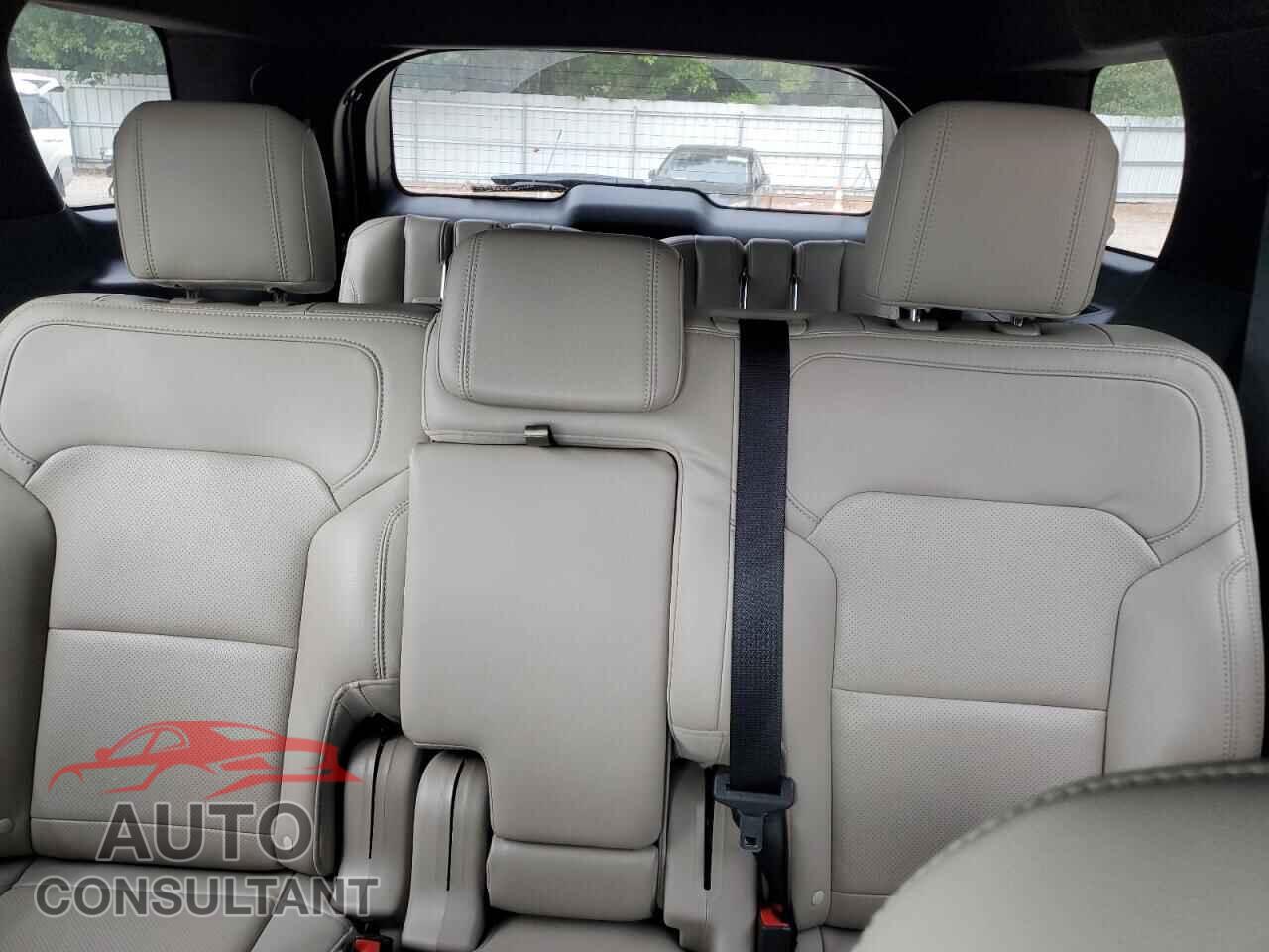 FORD EXPLORER 2018 - 1FM5K8F89JGB40337