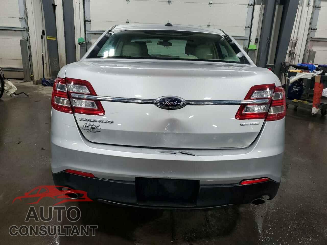 FORD TAURUS 2016 - 1FAHP2D88GG122011