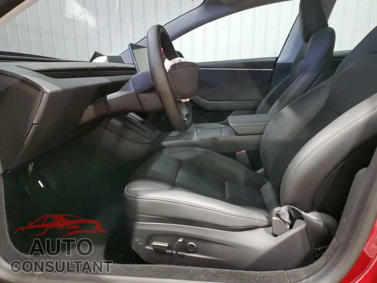 TESLA MODEL 3 2024 - 5YJ3E1EB5RF843382