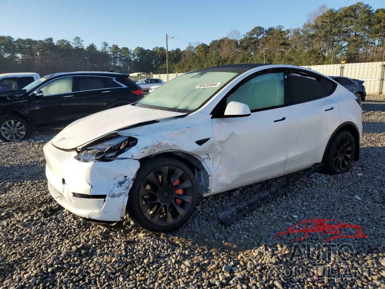 TESLA MODEL Y 2023 - 7SAYGDEE0PA030525