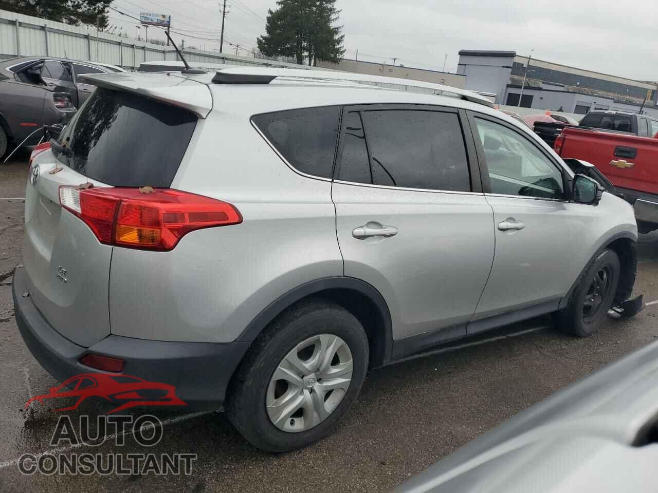 TOYOTA RAV4 2015 - 2T3BFREV5FW276128