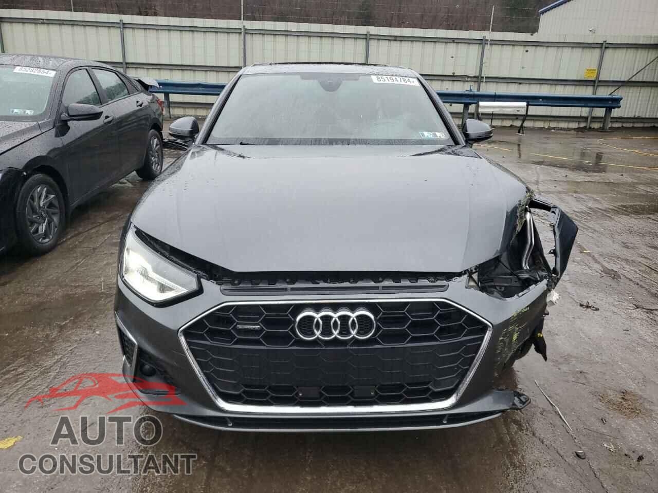 AUDI A4 2021 - WAUDAAF40MN002805