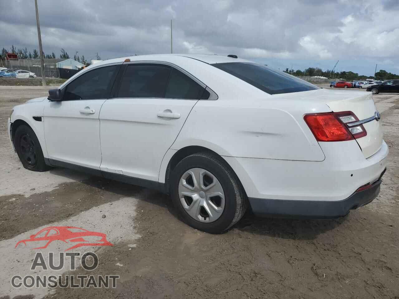 FORD TAURUS 2013 - 1FAHP2M89DG148595