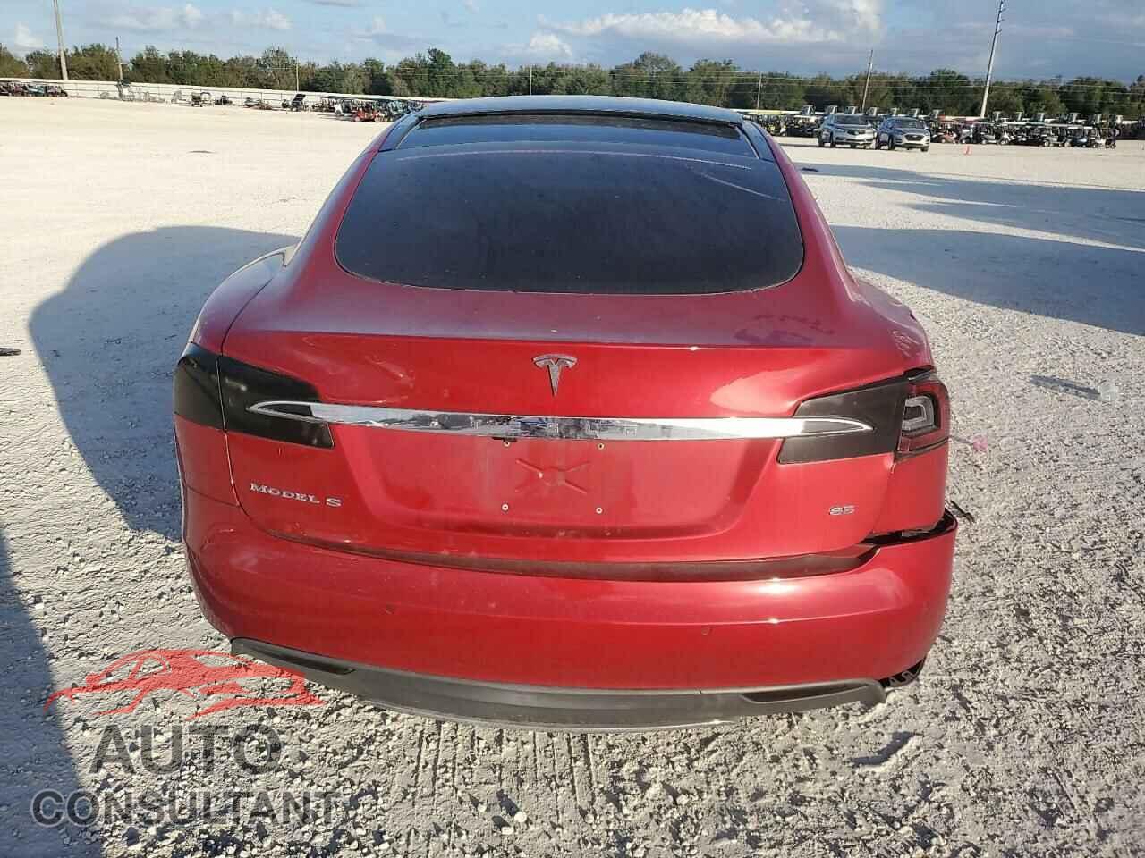 TESLA MODEL S 2013 - 5YJSA1CN7DFP28165