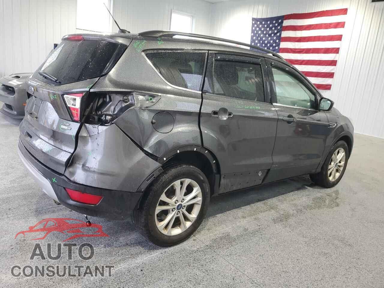 FORD ESCAPE 2017 - 1FMCU9G90HUA68020