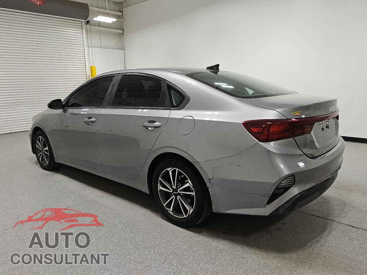 KIA FORTE 2023 - 3KPF24AD0PE547512