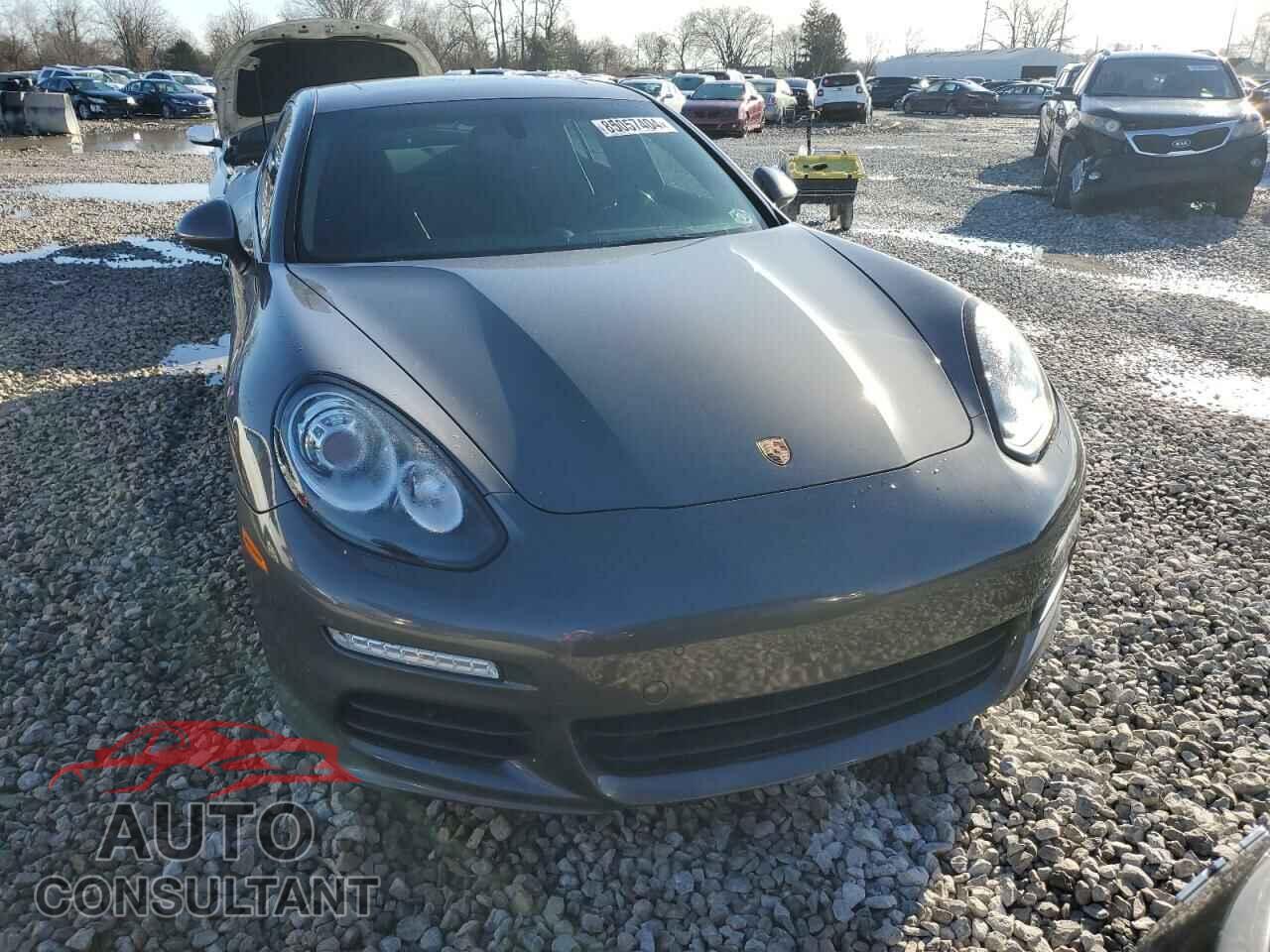 PORSCHE PANAMERA 2015 - WP0AA2A77FL000433