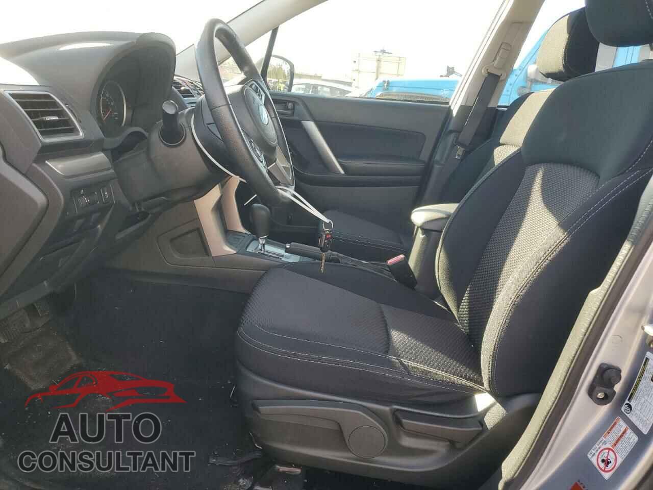 SUBARU FORESTER 2017 - JF2SJAAC0HH505605